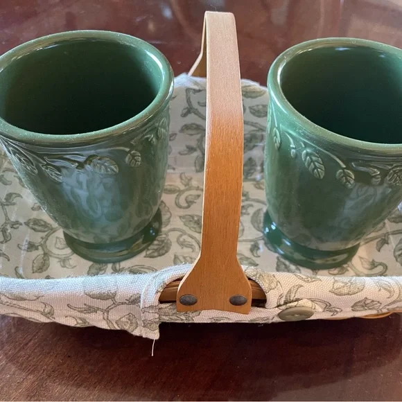 Longaberger Green and Cream Garden Tool Set - Picture 2 of 3